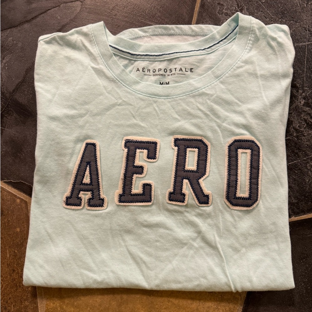 Aeropostale short sleeve shirt, size M